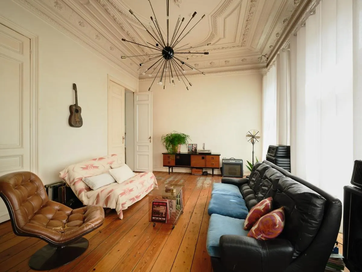 Apartment Charming And Spacious House With Leafy Private Garden Close To Historical Center Of Brussels